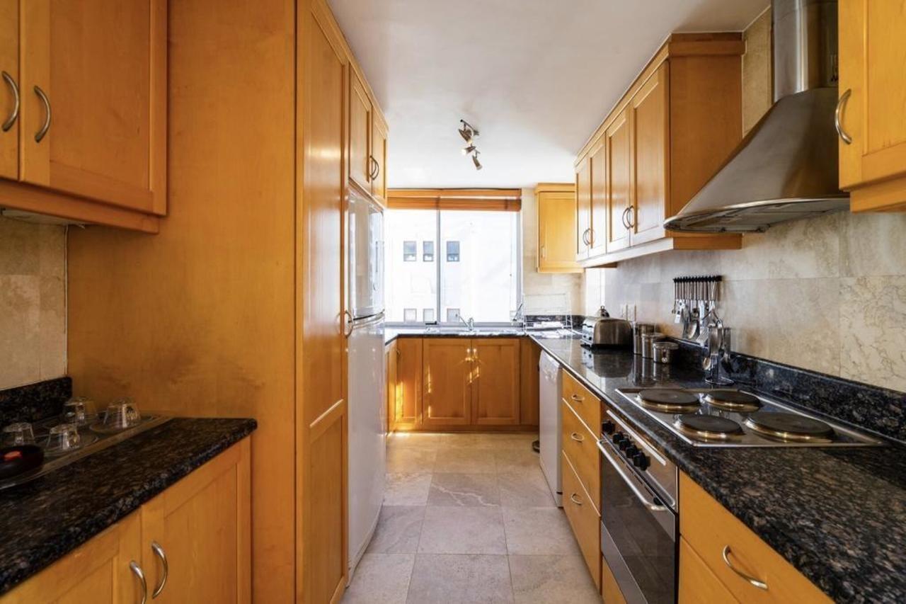 Bantry Beach Luxury Suites Cape Town Bagian luar foto