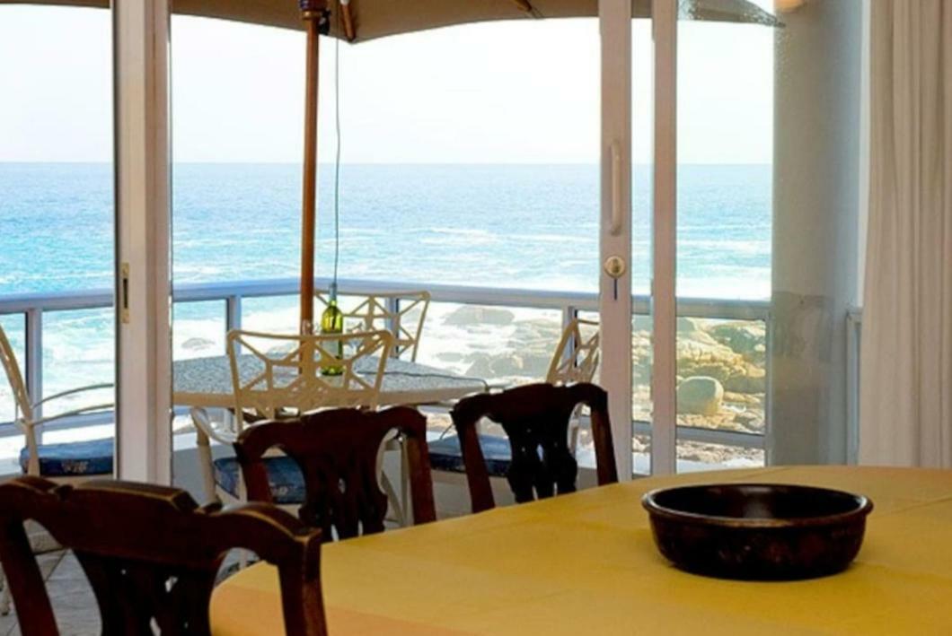 Bantry Beach Luxury Suites Cape Town Bagian luar foto