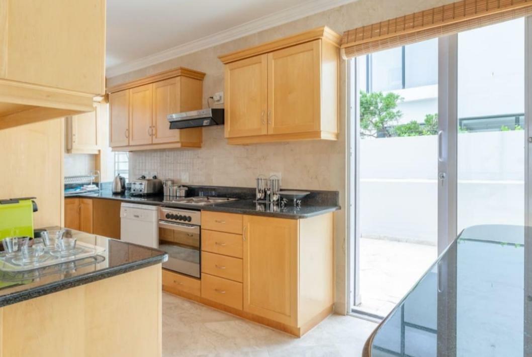 Bantry Beach Luxury Suites Cape Town Bagian luar foto