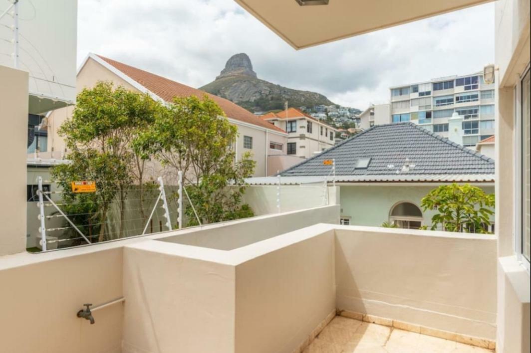 Bantry Beach Luxury Suites Cape Town Bagian luar foto
