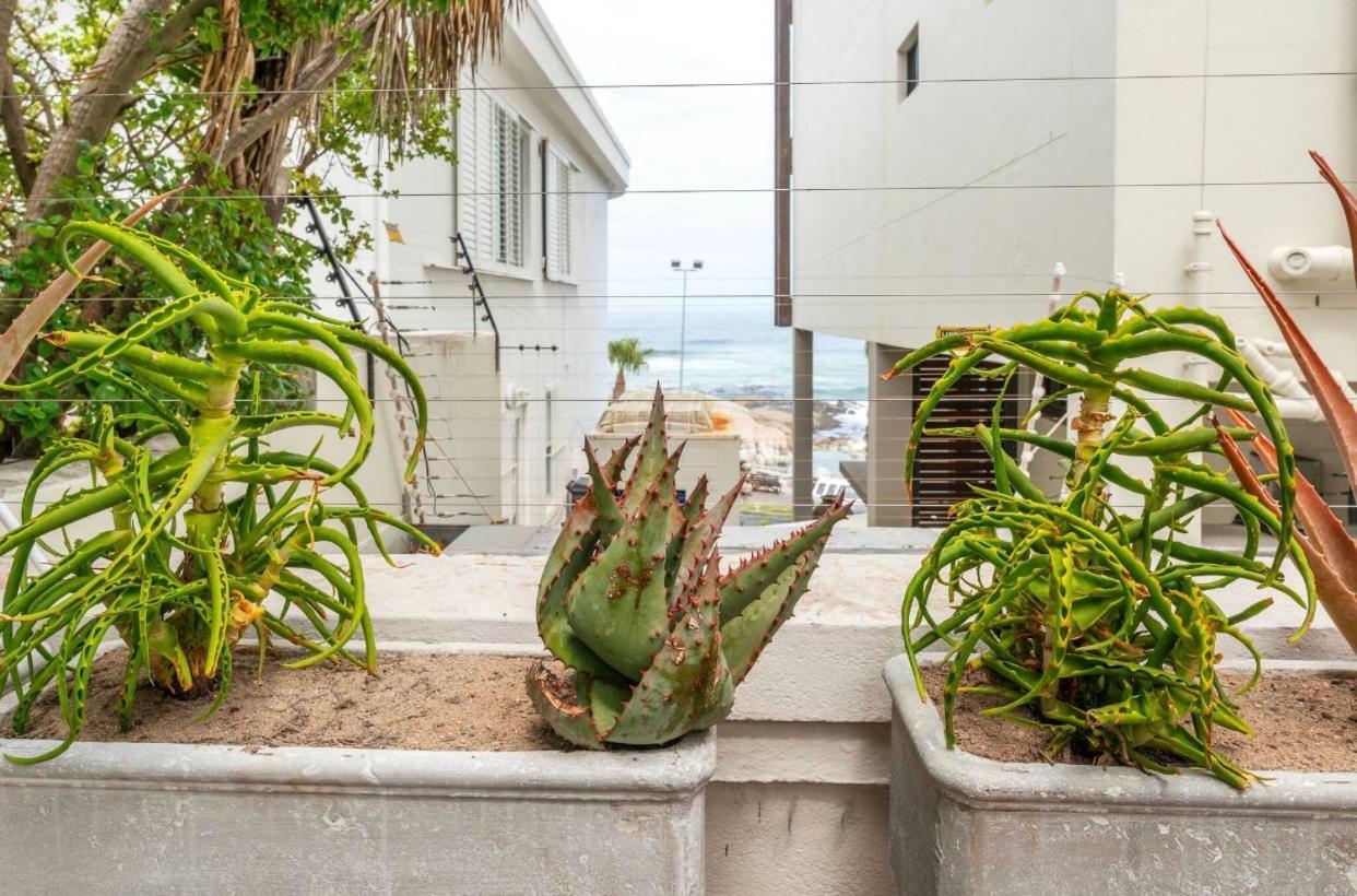 Bantry Beach Luxury Suites Cape Town Bagian luar foto