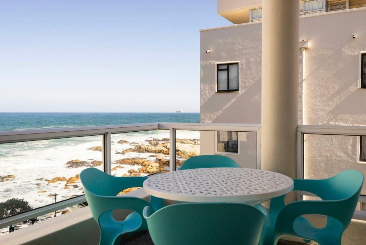 Bantry Beach Luxury Suites Cape Town Bagian luar foto