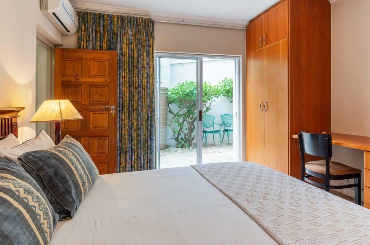 Bantry Beach Luxury Suites Cape Town Bagian luar foto
