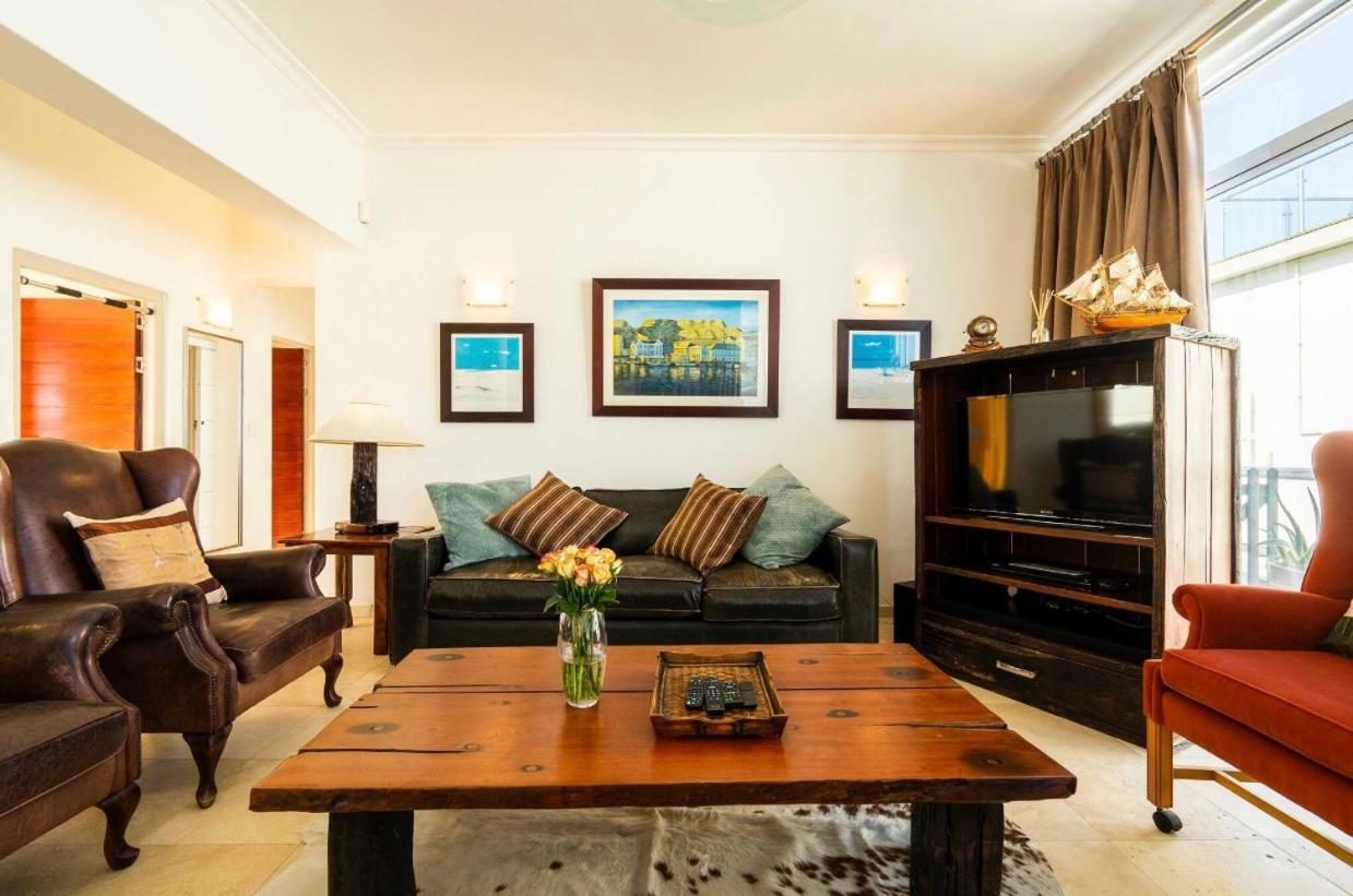 Bantry Beach Luxury Suites Cape Town Bagian luar foto