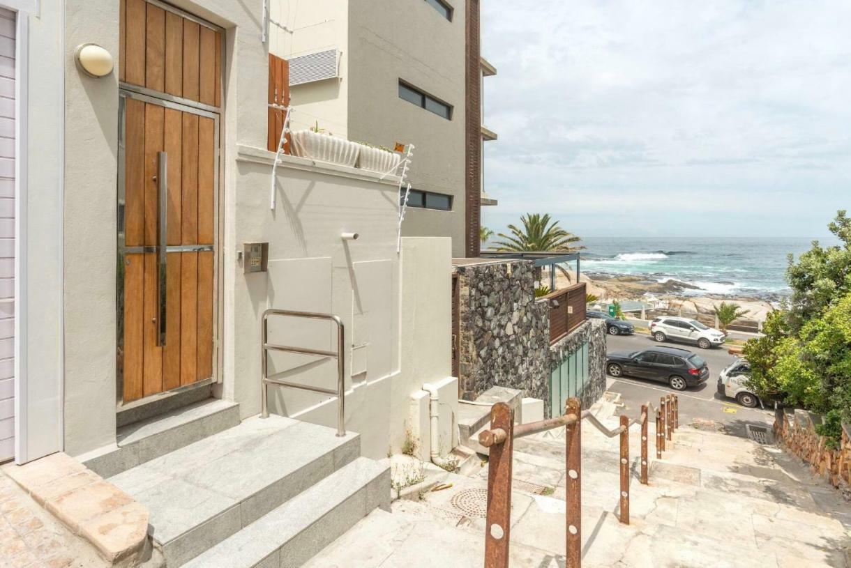 Bantry Beach Luxury Suites Cape Town Bagian luar foto